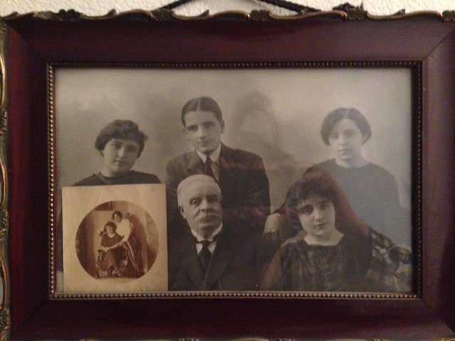 Daniel Berjano y parte de sus hijos